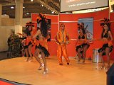 Brasil Show auf der Messe, Kostüme in Firmenfarbe des Kunden möglich (39).JPG